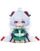Фигурка Genshin Impact - Tiny Ganyu, 11 см: чиби-стил, белые волосы, красные рога и глаза, пушистая белая накидка, спокойное выражение. Держит изящную коробочку с мечами и перьями. PVC материал.-1-thumb