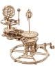 The 3D дървен пъзел Ugears - Tellurion Слънце, Земя, Луна (249 части) е механичен модел с свързани зъбни колела, армиларна сфера и детайлна основа, напомнящ астрономически или стимпънк уред.-1-thumb