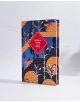 Луксозната книга с твърди корици Animal Farm (Vintage Collector's Classics) има ярка корица с прасета, тухлени стени, високи растения и централно заглавие с червен диамант - стилно допълнение към всеки колекционерски рафт.-1-thumb
