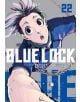 Футболист с широко отворени очи и черно-бяла коса се протяга нагоре, а около ръката му е увита верига, символизираща метавизия. На светлобежов фон "Blue Lock, Vol. 22" е изписано с удебелен син текст над надписите на мангата в долната част.-thumb
