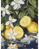 Диамантен гоблен Ideyka - Нарязани лимони пресъздава резени и цели лимони сред зелени листа и бели цветове. Идеален за почитатели на диамантени мозайки, с ярки жълти, зелени и бели нюанси.-1-thumb