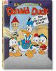 На корицата на Donald Duck, Vol. 1 (1942-1950) на Карл Баркс Доналд и племенниците му са изненадани от ръка на скелет, насочена към тях с меч, на фона на замък и заглавие The Old Castle's Secret (Тайната на стария замък).-1-thumb