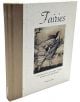 Предна корица на книгата "Феи" с илюстрация на две вълшебни същества в раздвижени рокли над клоните на дърветата, вдъхновена от митологията на феите.-1-thumb