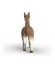 Заден изглед на Фигурка Schleich: Алпака кафеникава, показваща кафяво-бялата си текстурирана козина, стои върху бяла повърхност с гръб към зрителя.-3-thumb