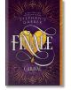 Корица на книгата Finale (Caraval, Book 3), бестселърът на Стефани Гарбър в жанра фентъзи. Фонът включва дълбоки лилави тонове с орнаментирани златни мотиви и голямо златно сърце зад дръзкото сребърно заглавие.-thumb