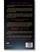 Изображението показва задната корица на "Грешната сестра", български психологически трилър, с рекламен текст в червено и бяло на черен фон. Логото и уебсайтът на издателство AMG са в долния ляв ъгъл.-3-thumb
