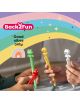 Четири ръце държат цветни химикалки – модел „Химикалка Miquelrius Back2Fun Hug Attack – Пиленце“ с симпатични фигурки на животни под дъгата, с надписите „Back2Fun“ и „Good vibes only“ върху пастелен, блестящ фон.-9-thumb