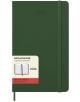 Класически зелен ежедневник тефтер-органайзер Moleskine Myrtle Green 2026 г. С твърди корици, ластик за затваряне, релефна година 2026 и хартиена лента с марка, вид продукт и илюстрация на вътрешните страници.-1-thumb