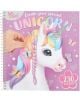 Книжката със занимания в спирала "Книжка със стикери Ylvi Unicorn - облечи ме" включва голям илюстриран еднорог с дъгова коса, пеперуди и звезди върху розова корица. Включва 230 стикера, с които да създадете своя специален еднорог.-1-thumb