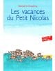 Корица на книгата „Les vacances du Petit Nicolas“, на която са изобразени анимационни деца, които се забавляват на плажа по време на летния си лагер и си играят във водата, в жив и пъстър илюстративен стил. Наименованието на продукта е изписано в горната -thumb