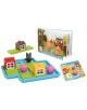 Логическа игра Smart Games: Три малки прасенца, делукс - комплектът включва три прасенца, цветни къщички, вълк, зелена основа, синя дъска и две илюстративни книжки с инструкции.-2-thumb