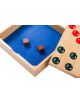 Настолна игра Pig Hole представлява дървена кутия със синя игрална повърхност, два кафяви шестстранни зара и дървен капак, украсен с редици червени и зелени топчета или колчета.-6-thumb