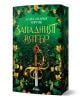 Наситено зелена корица на книга със златни флорални мотиви и меч със скъпоценни камъни в центъра. Заглавието на кирилица гласи: Западният вятър - фентъзи роман на Александрия Уоруик с вплетени в историята митологични същества. ISBN: 9789542852520-1-thumb
