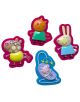 Комплект от четири цветни магнита с героите на Peppa Pig от Оплетени истории: Пепа, с изображения на котка, заек, животно с очила и бебе прасе в синя люлка. Ярки розови или сини рамки - идеални за всеки детски комплект за игра!.-2-thumb