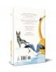 На задната корица на детската книга "Оскар и лъвът" са изобразени немска овчарка и чайка на заснежена земя, а в сцената има голям жълт предмет, снежинки, говорещи животни, текст на руски език и баркод.-4-thumb