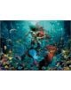 Пъзел Educa: Атлантида, 500 части представя ярка подводна сцена с две прегърнати русалки в центъра, заобиколени от цветни риби, корали и делфини - магията на сияен подводен град.-2-thumb