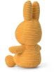 Плюшена играчка Miffy Eco Corduroy - жълт заек, 33 см, с рипсена текстура и дълги уши, гледа настрани. Мекият и изчистен дизайн прави тази плюшена играчка още по-очарователна.-3-thumb