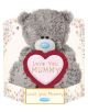 The плюшено мече Me To You - Mummy, 15 см е сиво мече със син нос, което държи сърце с надпис "Обичам те, мамо" -перфектен подарък за мама във флорална кутия с "Обичам те, мамо" отдолу.-4-thumb