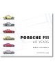 Корицата на книгата "60 години Porsche 911" включва странични илюстрации на шест спортни автомобила Porsche, подредени вертикално на минималистичен бял фон, с технически линейни рисунки, подчертаващи историята на Porsche 911.-1-thumb