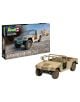 Кутията на сглобяем модел Revell - военен камион М1097А2 е показана до завършен автомобил Humvee. На кутията са изобразени логото на Revell и изображение на сглобеното военно превозно средство.-2-thumb
