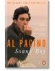 На корицата на книгата "Sonny Boy" е изобразен емблематичният актьор Ал Пачино, облегнат на парапет, с ръка до лицето и замислен поглед. Наред със заглавието "AL PACINO Sonny Boy" се виждат и одобрения и логото на Penguin.-thumb