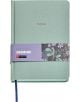 The Тефтер Miquelrius Golden Jazmin Fabric Green A5 с 96 листа на широки редове е светлозелен тефтер с надпис NOTES в златно и декоративна лента с флорален дизайн, има синя отметка за страници.-1-thumb