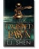 Корицата на книгата Twisted Pawn включва метална пешка, преплетена със змия, на зелен фон. Слоган: Тя разбива сърцето му и сега наследникът на мафията търси отмъщение в този завладяващ мрачен романс.-thumb