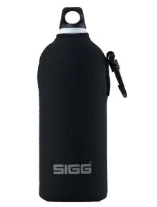 Черен калъф за бутилка Sigg Neopren Pouch, 0.600 л.