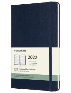 Класически син седмичен тефтер - органайзер Moleskine Diary Sapphire Blue за 2022 г. с твърди корици