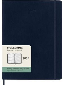 Голям тъмносин седмичен тефтер - органайзер Moleskine Sapphire Blue за 2024 година с меки корици