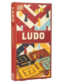 Правоъгълна кутия с настолна игра Ludo, вдъхновена от Не се сърди човече, с цветни фигури за игра, зарове и дървена дъска за игра. Опаковката е с червена рамка и геометрични шарки, а надписът LUDO е изписан с бели букви.