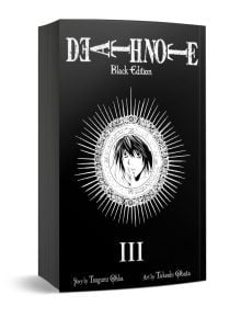 Изображението показва корицата на Death Note Black Edition, Vol. 3, с илюстрирания портрет на Лайт Ягами в орнаментиран кръг на черен фон. Авторите Цугуми Охба и Такеши Обата са кредитирани.