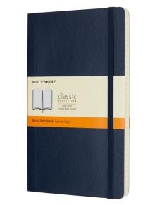 Класически тъмносин тефтер Moleskine Classic Sapphire Blue с меки корици и линирани страници - Moleskine - Moleskine - Жена, Мъж - Moleskine - Classic - 8055002854740