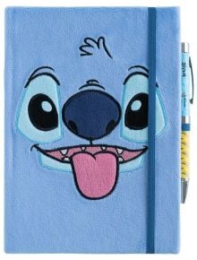 Синият комплект тефтер със светеща химикалка Grupo Erik Stitch е идеален Disney подарък за всеки фен - включва тефтер с усмихнат Стич и синя, декорирана с него химикалка.