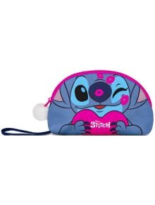 Син Несесер Seven Lilo & Stitch Bright с изображение на Дисни Стич, който намига и държи розово сърце, с розов кант, бял помпон за цип и надпис "Stitch" върху сърцето - идеален за феновете на Дисни аксесоари!.
