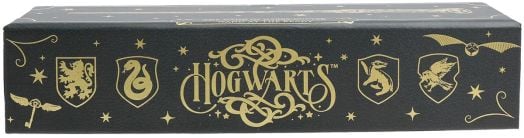 Черна кутия със златни символи, в която са изобразени логото на Хогуортс, гербовете на домовете и магически икони като Левитираща химикалка магическа пръчка Blue Sky Harry Potter.-3