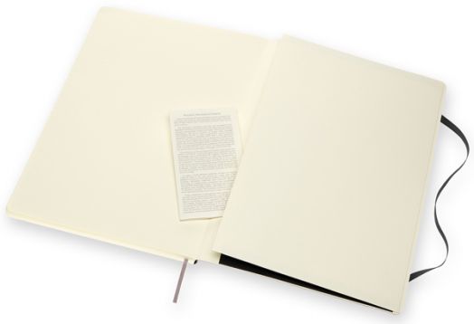 Черен тефтер Moleskine Classic Black в размер A4 с меки корици и листа на широки редове - Moleskine - Moleskine - Жена, Мъж - Moleskine - Classic - 8053853602855-5