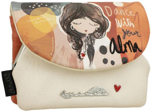 Дамско портмоне Anekke Alma 13 х 10 х 2 см с илюстрирана жена, абстрактни мотиви и надпис "Dance With Your Alma" на капака. Долна част в кремав цвят със сребърно амор, червено сърце и Испания аксесоар.-1