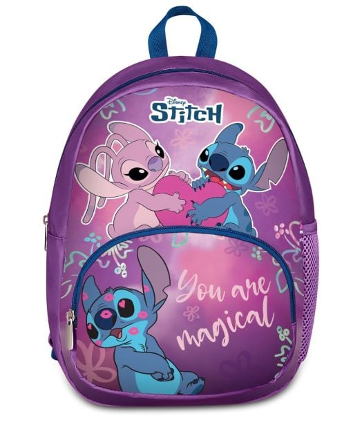 Детската раничка „Seven Lilo & Stitch“ е лилава раница с мотиви от „Дисни Стич“, на която са изобразени два персонажа Стич, държащи розово сърце, още един Стич отдолу и надпис „You are magical“ върху флорален градиент — идеална като раница за детска гради-2