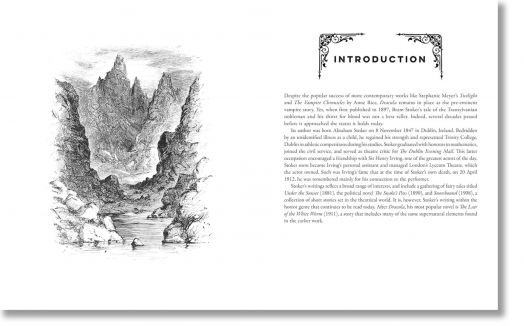 Вляво се появява черно-бяла илюстрация на драматичен, скалист планински пейзаж. Отдясно текстът, озаглавен "Въведение", е обрамчен от богато украсени линии, които повтарят готическия стил на "Дракула" (Arcturus Decorative Classics).-2
