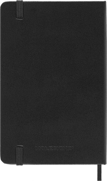 Затворен черен джобен седмичен тефтер-органайзер Moleskine за 18 месеца (юли 2026 – декември 2027) с овални ъгли, две ластичета отпред и текстилна разделителна лента отдясно.-3