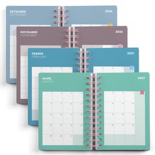 Седмичният тефтер-органайзер „Джобен“ на Miquelrius Echinacea обхваща периода от септември 2026 г. до август 2027 г. в компактен формат, идеален за седмично планиране и проследяване на учебната година със стил.-8