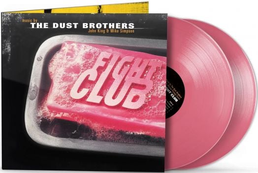 Предна корица на Fight Club - Original Soundtrack (2 VINYL), лимитирано издание, на която са изобразени розов сапун с релефен надпис FIGHT CLUB и две полупрозрачни розови винилови плочи, частично извадени от калъфа.