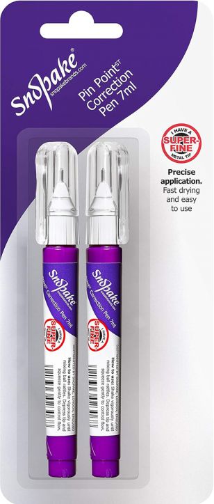 Комплект от два броя коректори Snopake - тип писалка, всеки по 7 ml, с лилава опаковка и прозрачна капачка. Супер фин връх и бързосъхнеща формула за лесна и прецизна употреба-идеален за корекции.