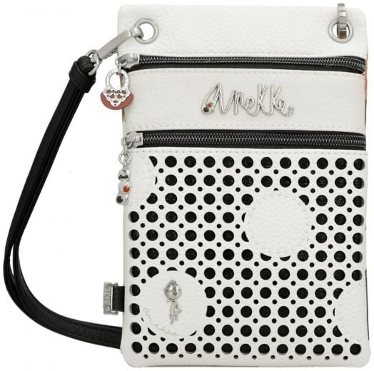 Малка бяла чанта Anekke Alma за през рамо (15x23x2 см) с черни точки, черна дръжка, два ципа и сребристи висулки - сърце и момиче. Брандът е изписан в горната част.-2
