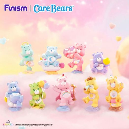 Девет мини фигурки Funism Care Bears - Planet of Joy, асортимент са подредени на пастелен облачен фон. Всяка има различен цвят и символ. Логата на Funism и Care Bears са в горната част.-2