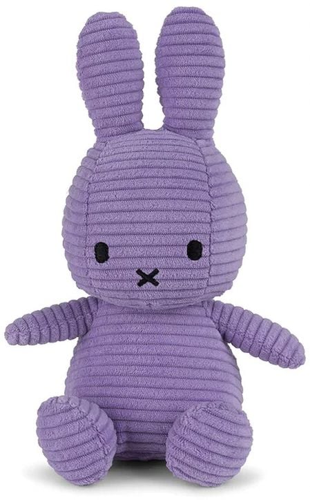 Плюшена играчка Miffy Eco Corduroy - лилав заек, 23 см, с дълги уши и черни очи, седи изправен на бял фон.-1