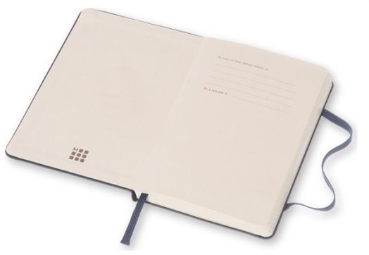 Син джобен тефтер Moleskine Classic Sapphire Blue с твърди корици и бели нелинирани листа - Moleskine - Moleskine - Жена, Мъж - Moleskine - Classic - 8051272893649-3
