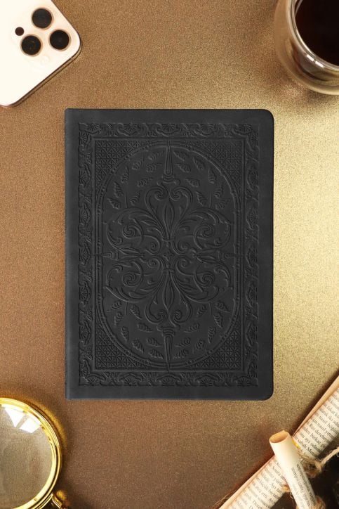 Тефтер Victoria's Journals Old Book A5, черен - Victoria's Journals - Victoria's Journals - Жена - Victoria's Journals - Old Book - 8683873616954-5