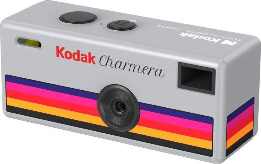 Цифров фотоапарат Kodak - Charmera Keychain, асортимент e сив фотоапарат с обектив отпред, жълта светкавица и хоризонтални ленти в лилаво, розово, оранжево и червено. С заоблени ръбове и ретро дизайн.-6